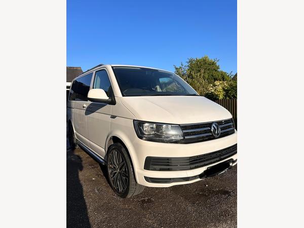 Volkswagen Transporter Shuttle 2.0 TDI BlueMotion Tech SE Minibus Double Cab 5dr Diesel Manual FWD SWB Euro 6 (s/s) (102 ps)