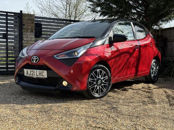 Toyota AYGO 1.0 VVT-i x-clusiv Euro 6 5dr