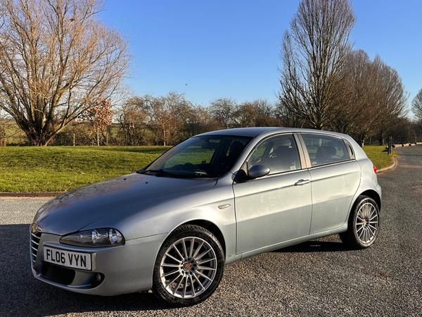 Alfa Romeo 147 1.6 T.Spark Lusso 5dr