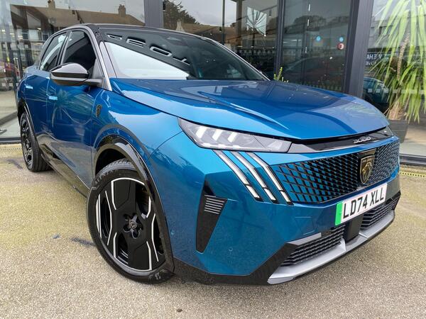 Peugeot E-3008 73kWh GT Auto 5dr
