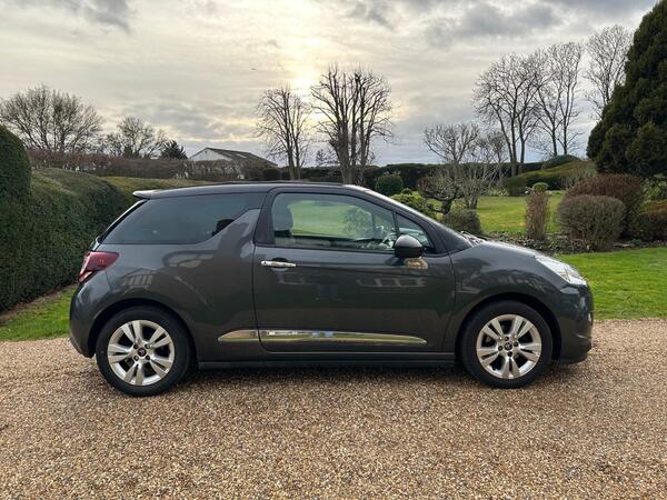 Citroen DS3 Cabrio 1.6 VTi DStyle Euro 5 2dr