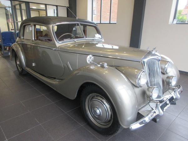 Riley RM Series 4dr