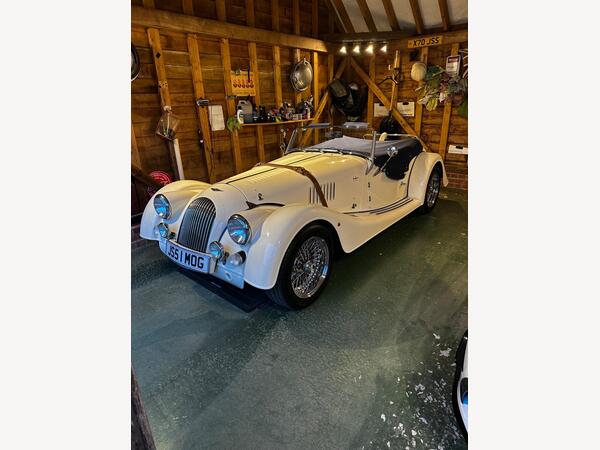 Morgan Roadster 3.7 Coupe 2dr Petrol Manual (230 g/km, 280 bhp)