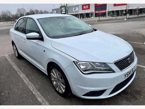 SEAT Toledo 1.6 TDI Ecomotive CR SE Euro 5 (s/s) 5dr (Nav)