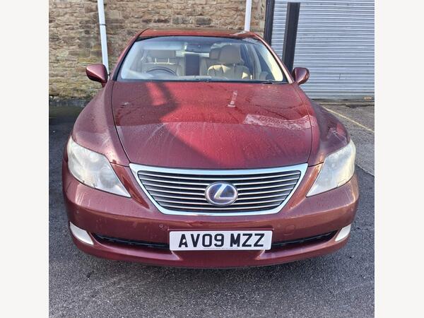 Lexus LS 5.0 600h V8 L RSR CVT 4WD Euro 5 (s/s) 4dr